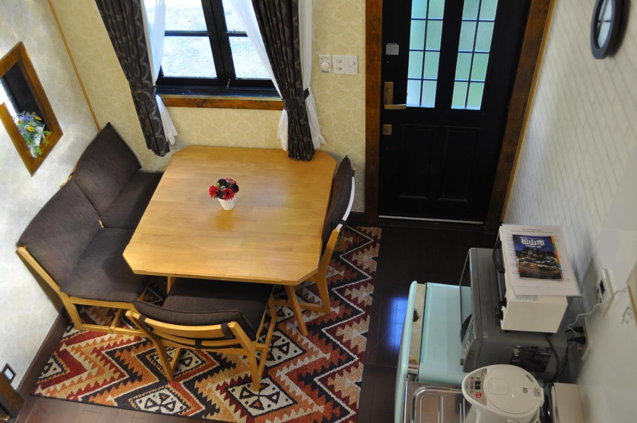 Vila Loft & Log House Okajama Exteriér fotografie